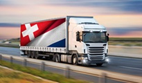 Camion de transport routier avec drapeau suisse